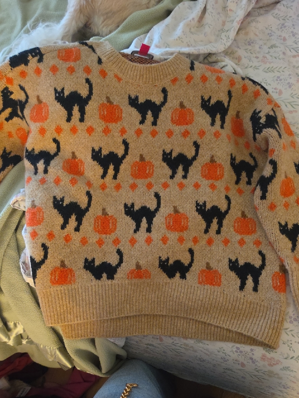 Vince Camuto Beige Crewneck Sweater with Black Cat and Orange Pumpkin Motif
